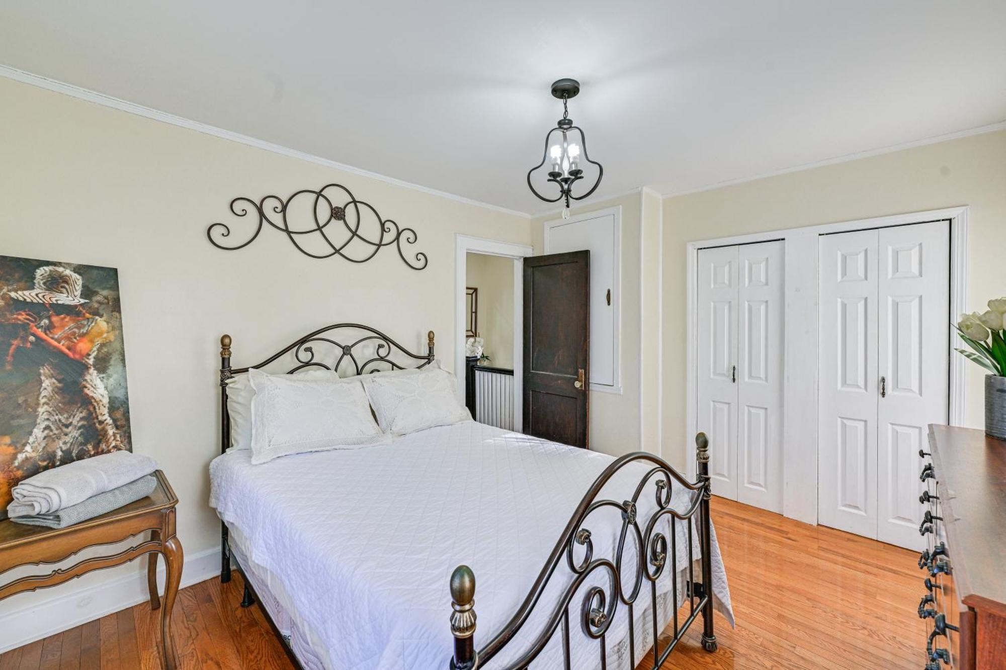 Charming Valley Stream Home 24 Mi To Central Park Extérieur photo