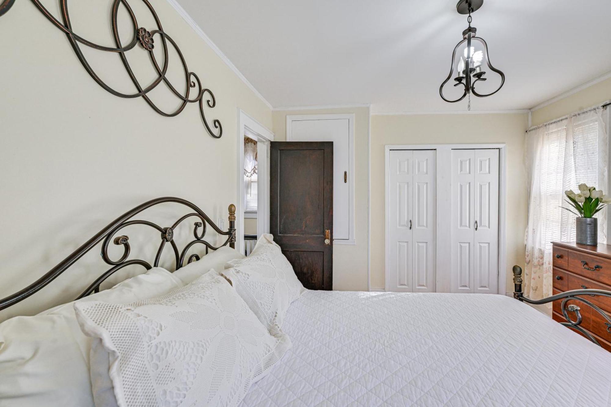 Charming Valley Stream Home 24 Mi To Central Park Extérieur photo